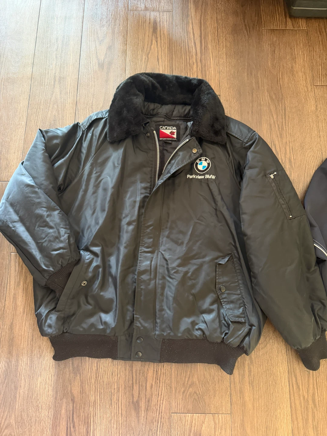 Two BMW Parkview Sportswear Jackets - photo 3