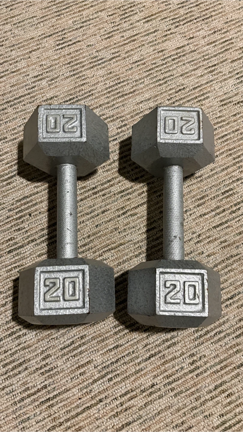 Set of 10lb and 20lb Dumbbells - photo 2