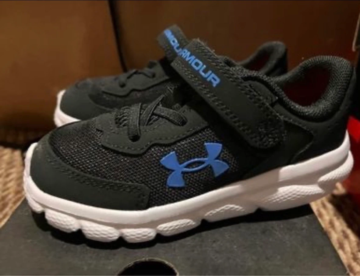 Under Armour Assert 9 AC Shoes - Size 8K - photo 2
