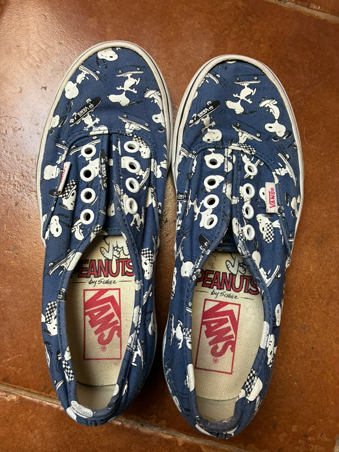 Vans x Peanuts Snoopy Blue Canvas Shoes $100 - photo 5
