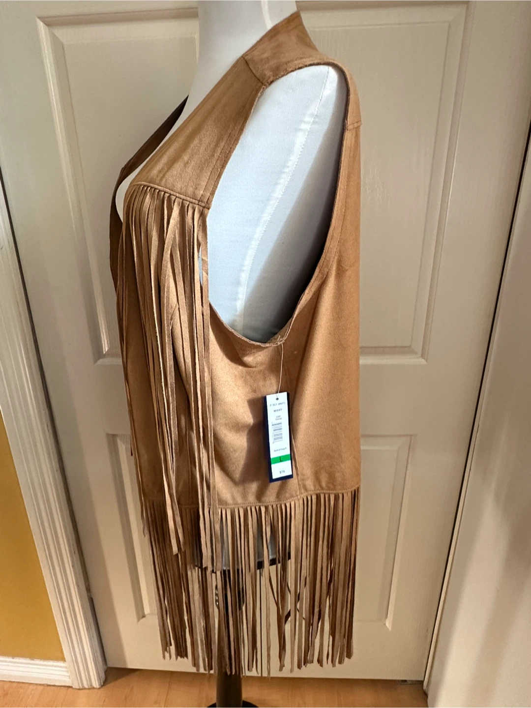 Camel Fringe Vest - Size Large - photo 2