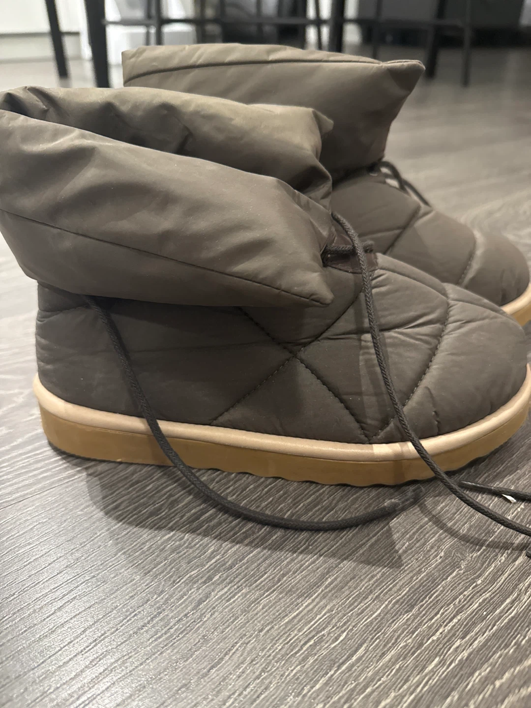 EU 39 Quilted Boots