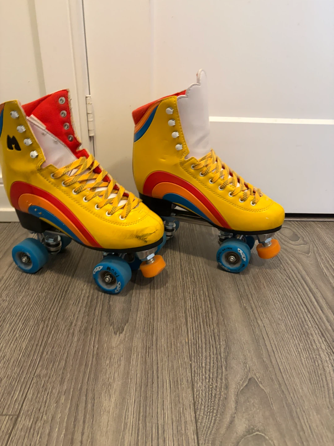 Moxi Rainbow Roller Skates men’s size 10 US - photo 4