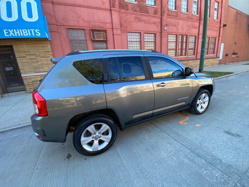 2011 JEEP COMPASS LATITUDE $4500 - photo 3