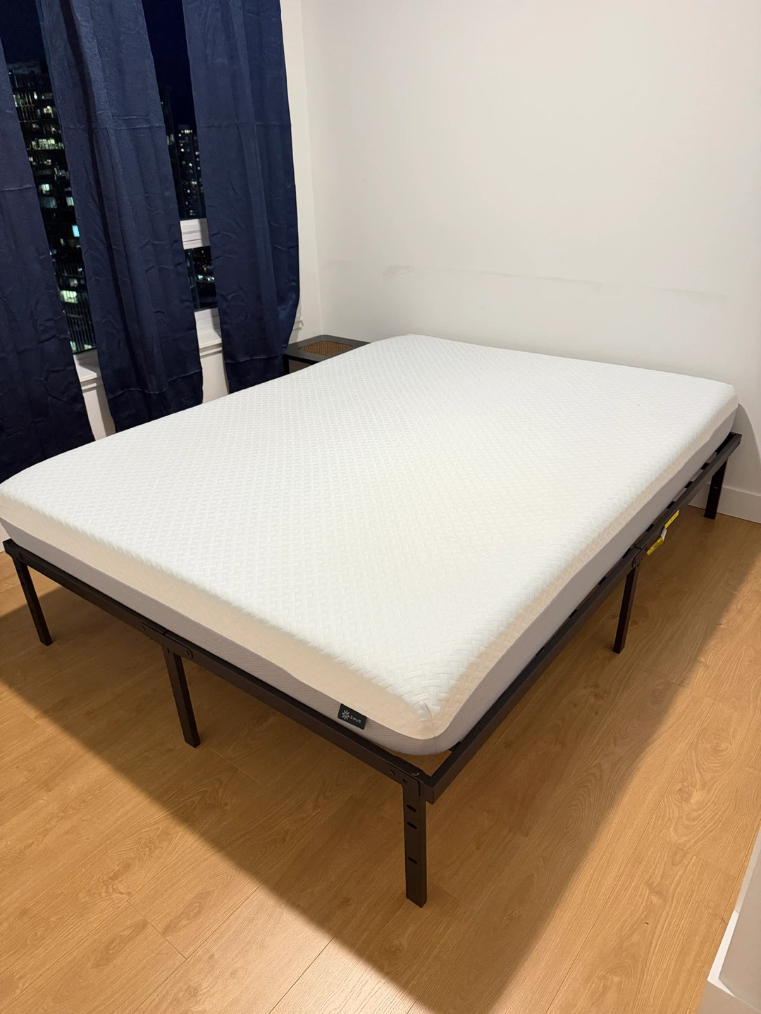 Zinus Queen Mattress - photo 3