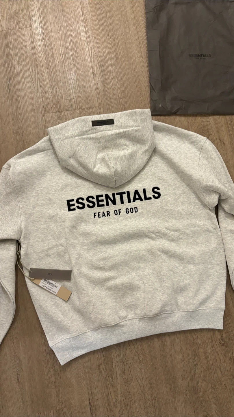 ESSENTIALS Tracks / Chrome Longsleeves