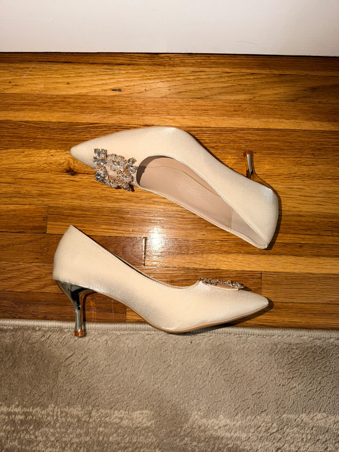 Elegant Satin Embellished Heels - photo 3