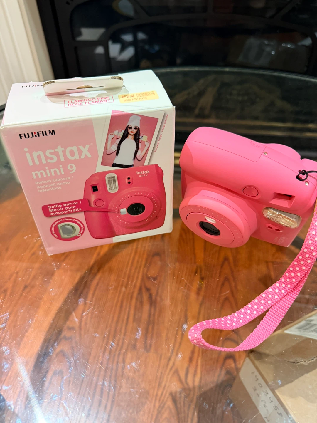 Fujifilm Instax Mini 9 Instant Camera – Flamingo Pink – New - photo 3