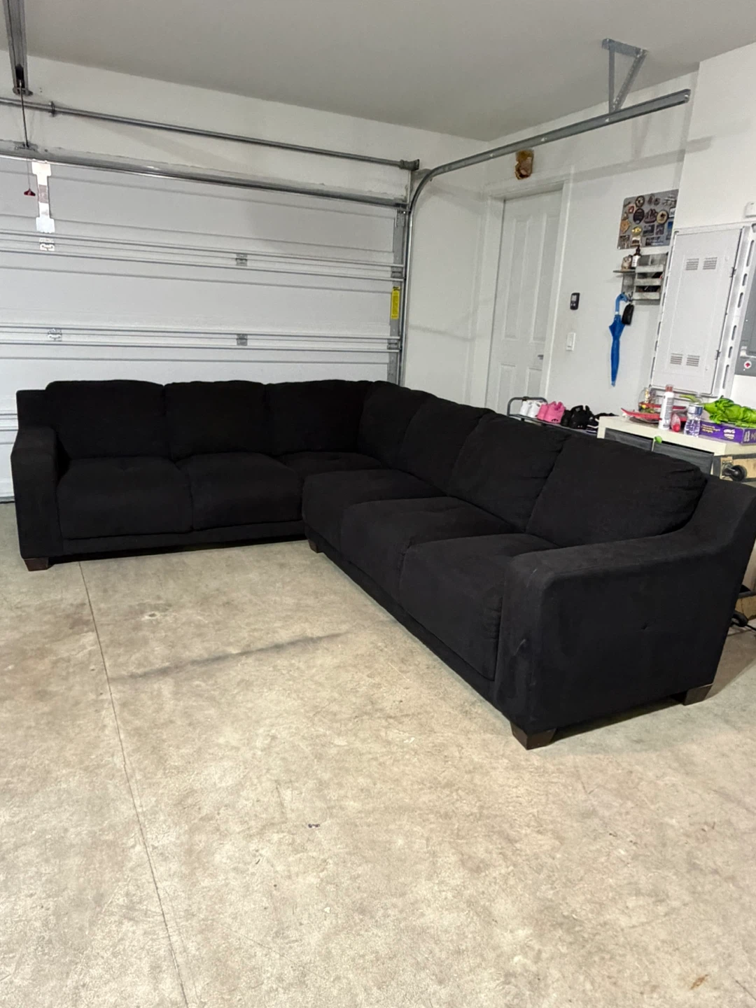 Black Sectional Sofa ( Delivery Available ) - photo 2