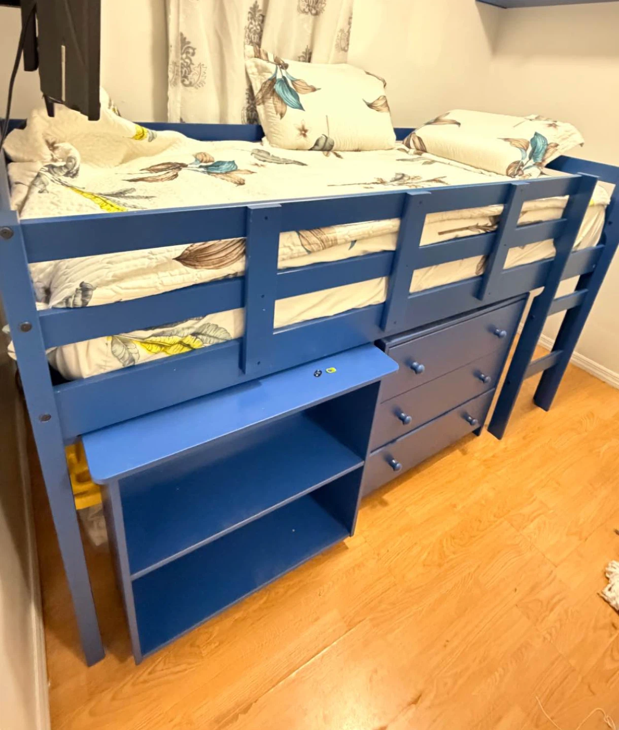Twin matress loft Bed with Desk and Drawers. Cama con colchon - photo 2