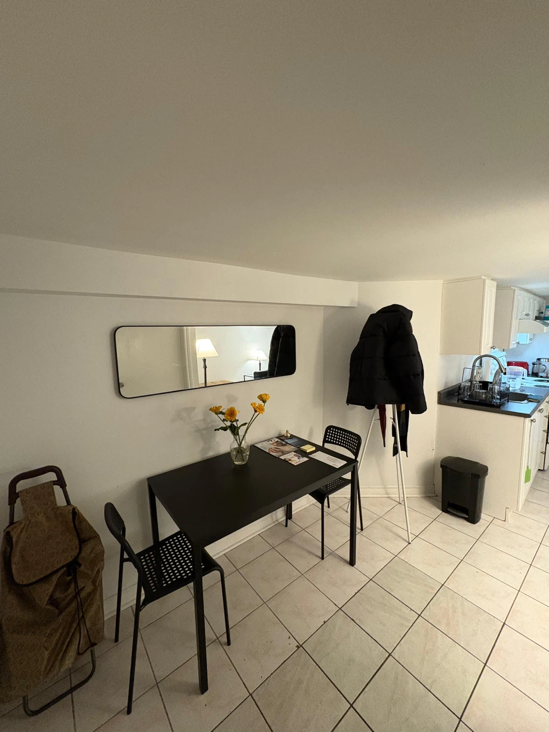 Room for Rent - photo 4