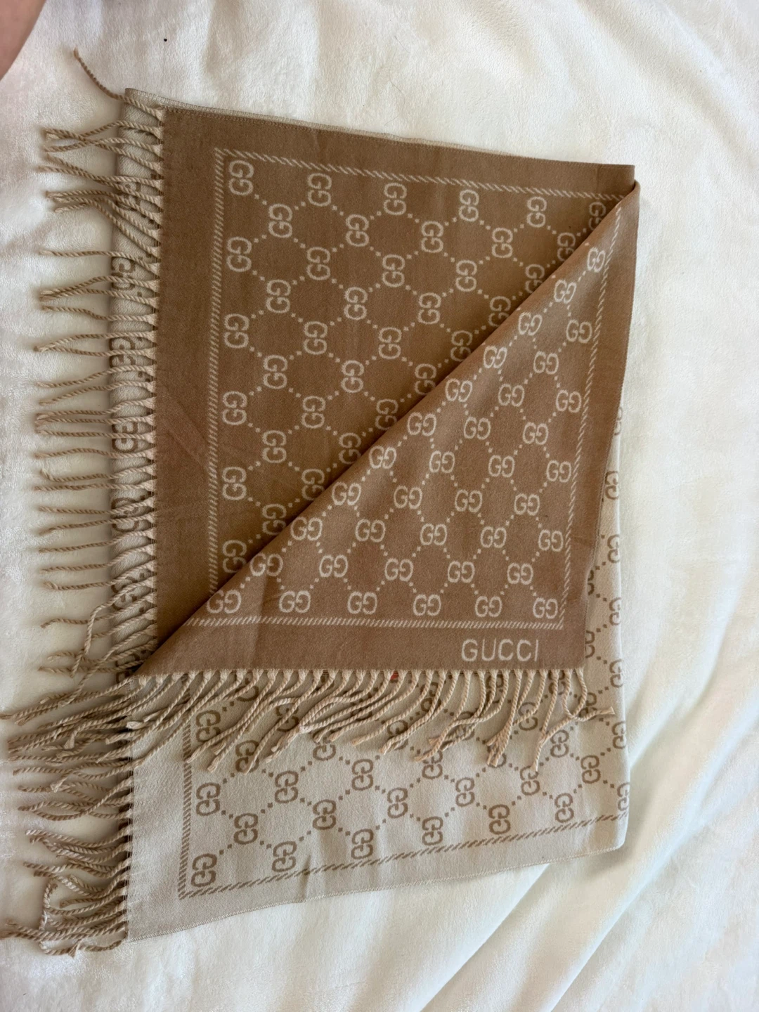Gucci GG Logo Reversible Cashmere Scarf Brand New with tag - photo 2