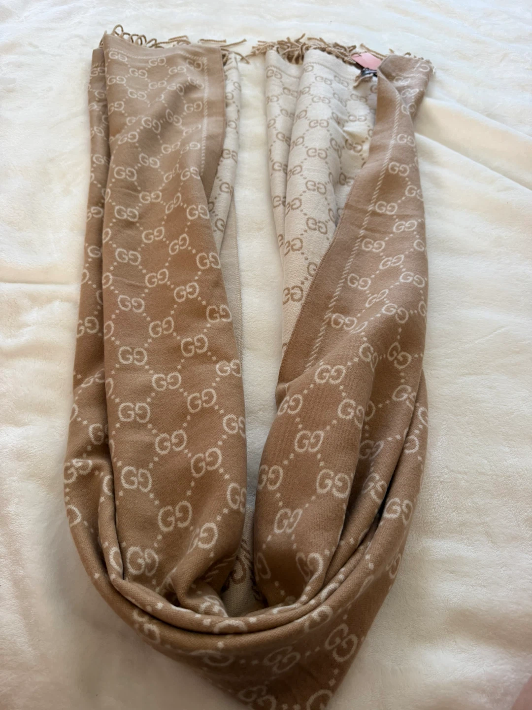 Gucci GG Logo Reversible Cashmere Scarf Brand New with tag - photo 3