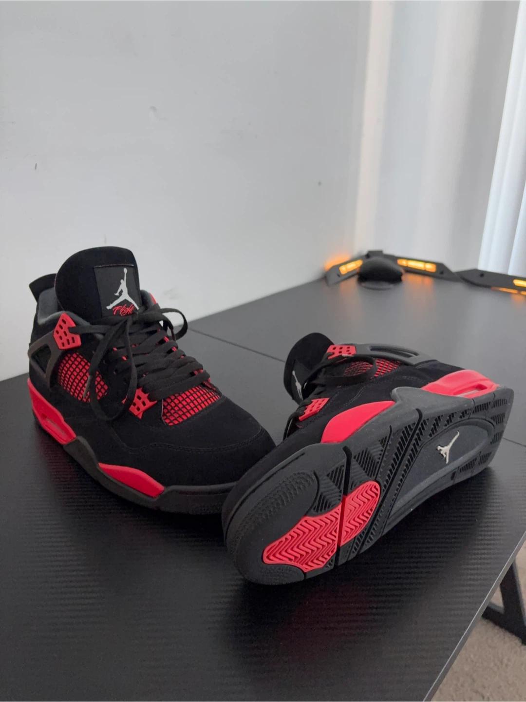 Air Jordan 4 Red Thunder - photo 3