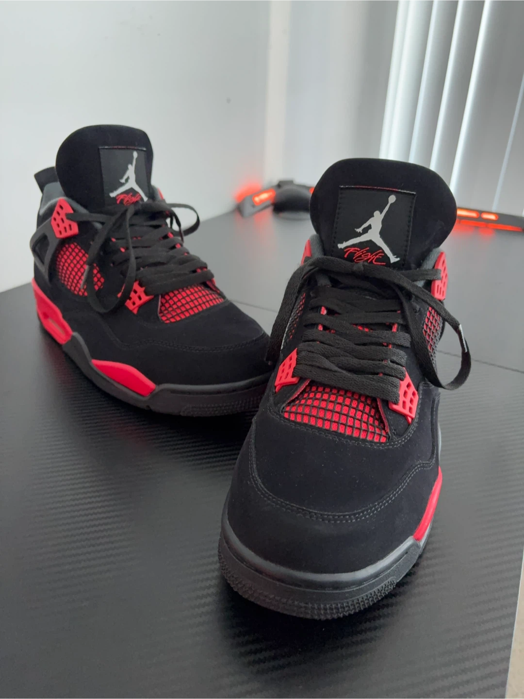 Air Jordan 4 Red Thunder - photo 4