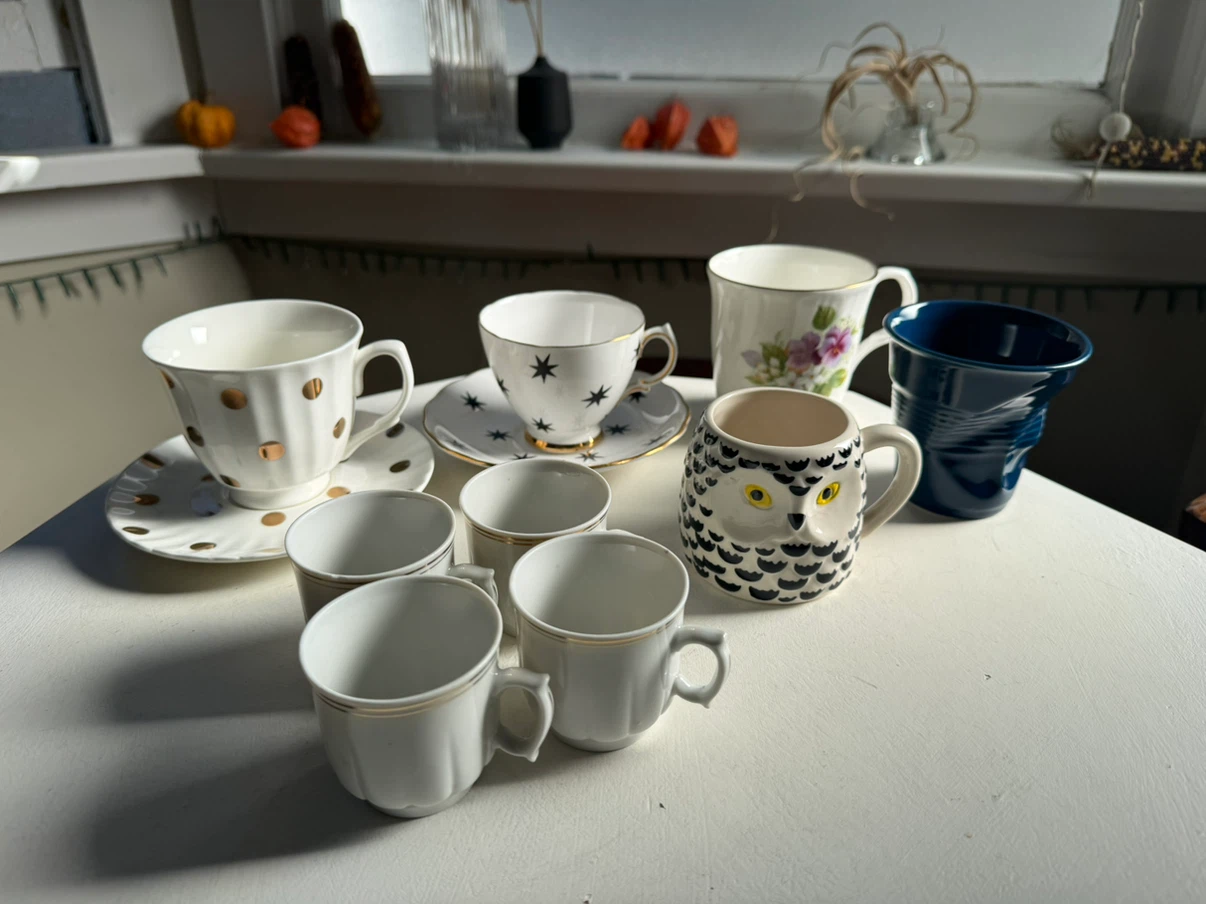 Teacup + saucer set from Goldie - photo 4
