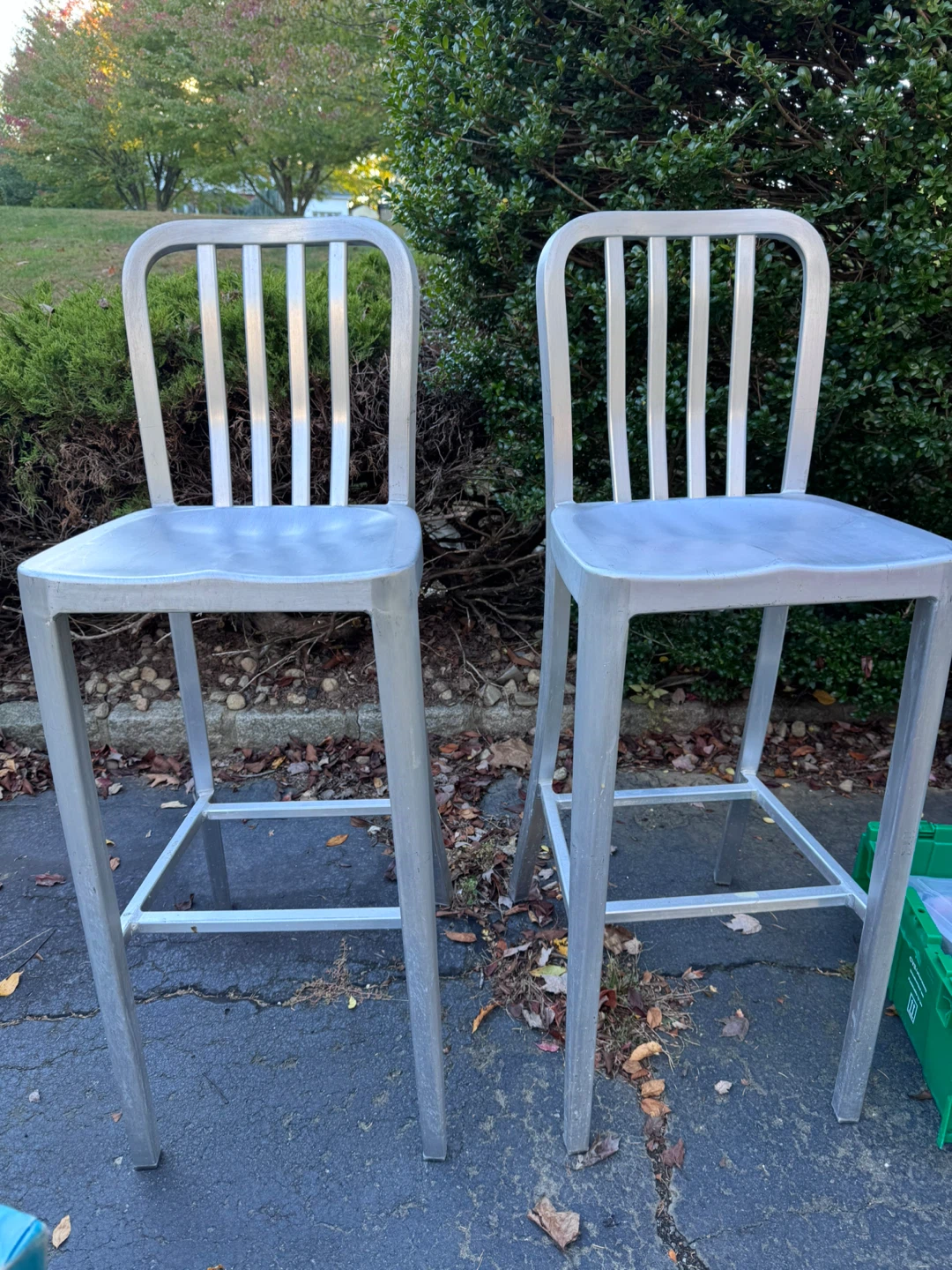 Set of 2 Silver Metal Bar Stools - photo 2