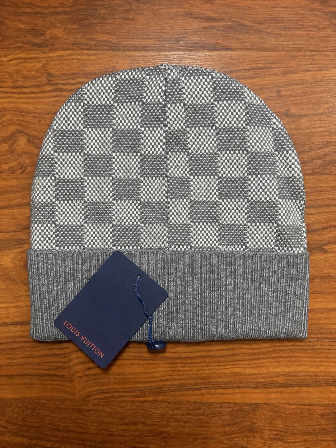 Louis Vuitton Damier Grey Beanie - photo 2