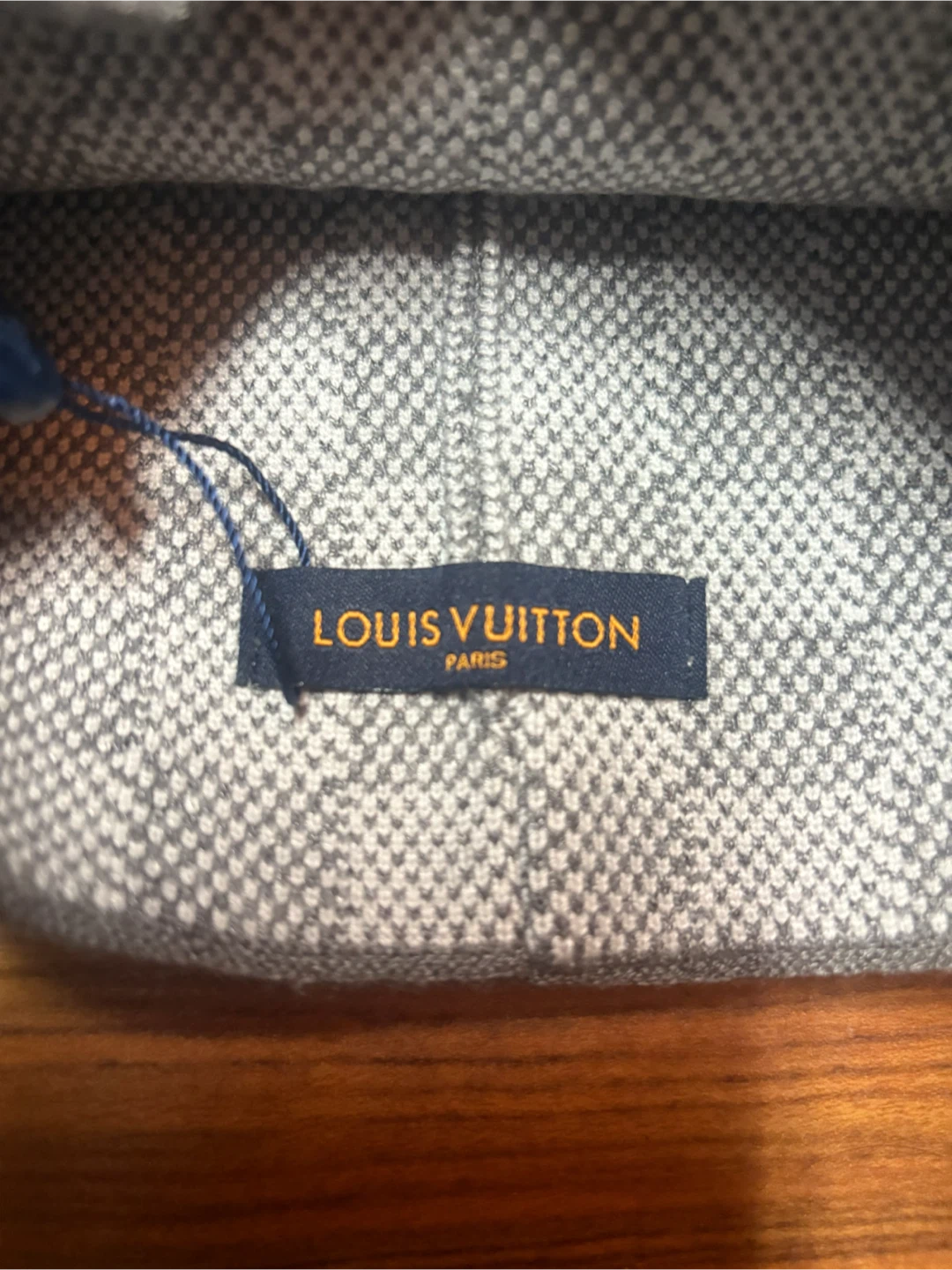 Louis Vuitton Damier Grey Beanie - photo 3