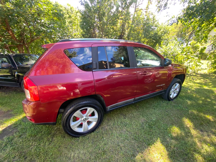 2011 JEEP COMPASS $3700 - photo 2