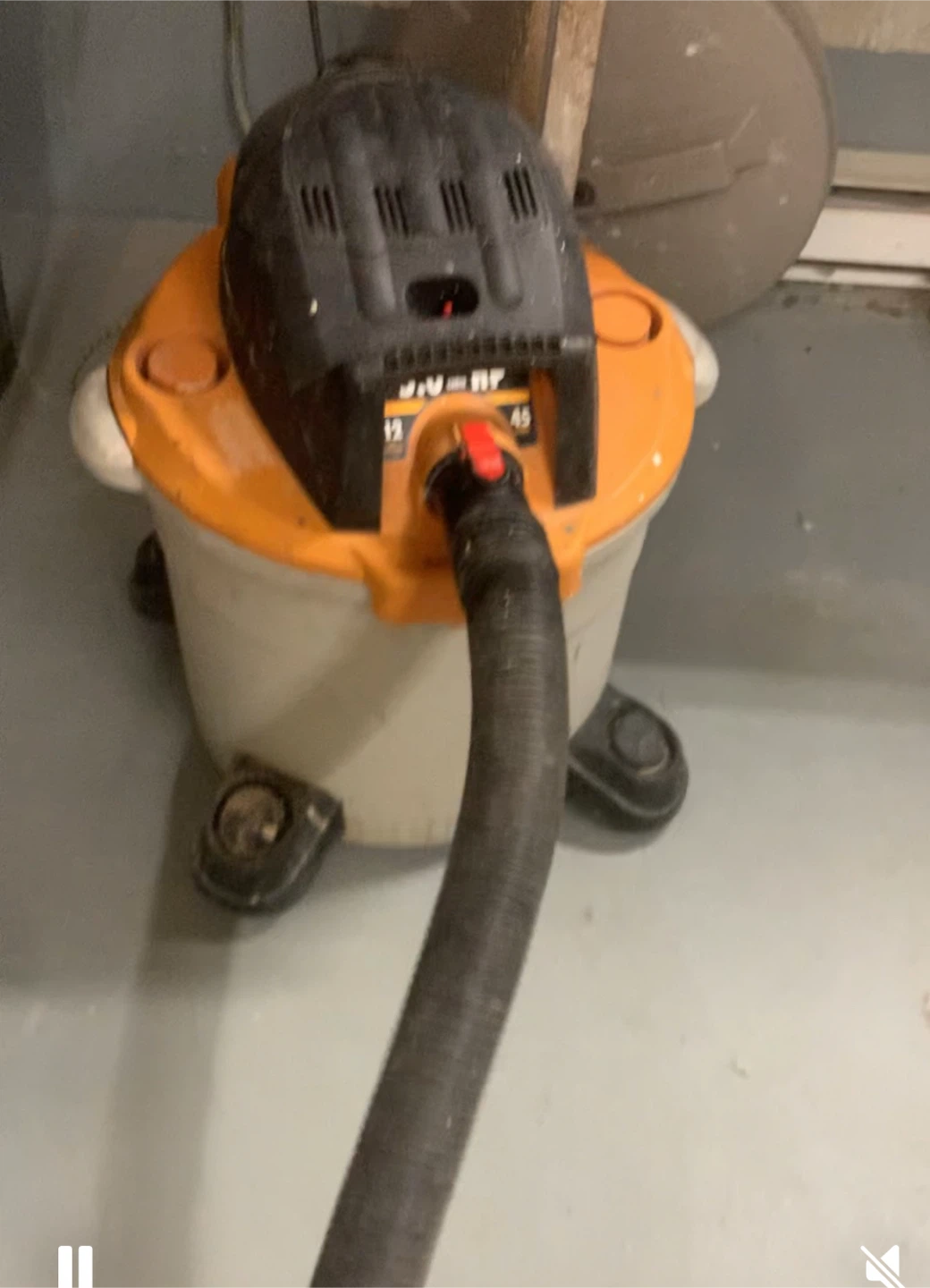 RIDGID 12-Gallon Shop Vac 5.0 - photo 2
