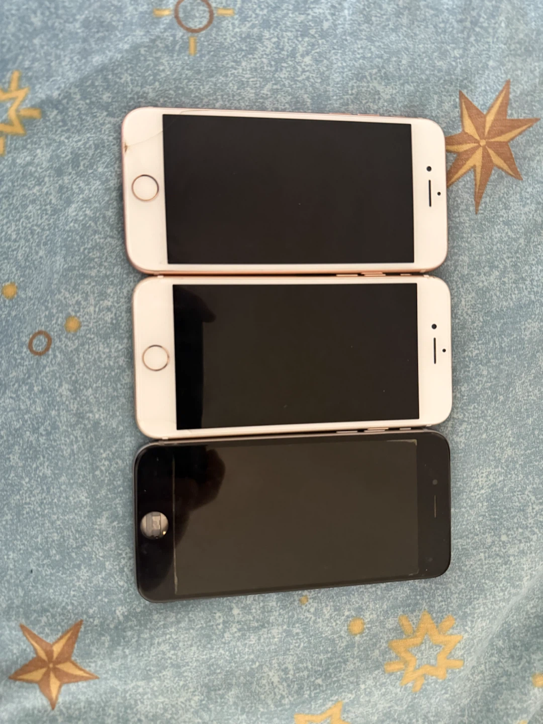 3x Apple iPhones – For Parts or Repair – Untested