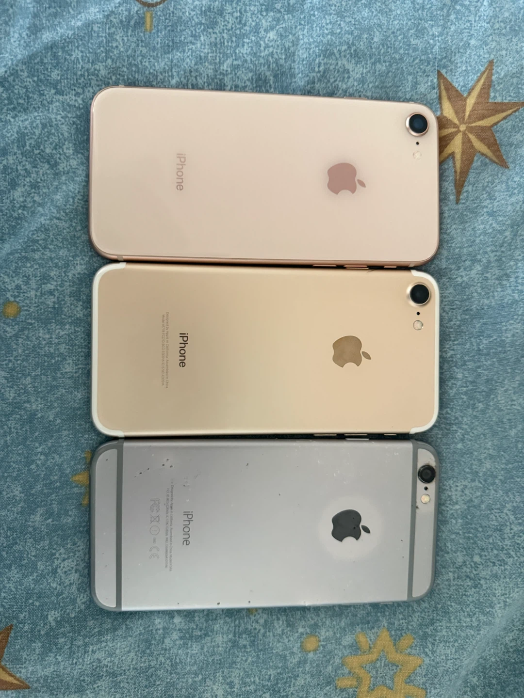 3x Apple iPhones – For Parts or Repair – Untested - photo 2
