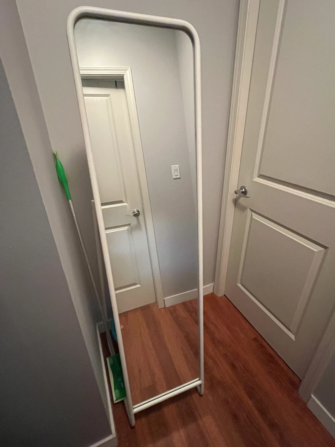 IKEA Knapper Mirror