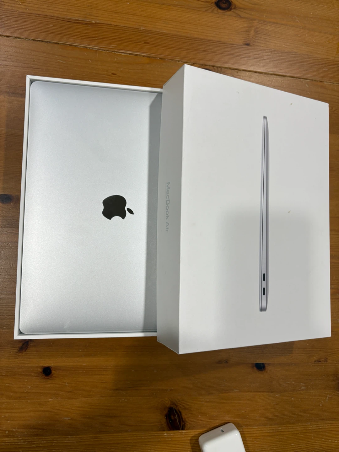 Apple MacBook Air M1 2020 13-inch