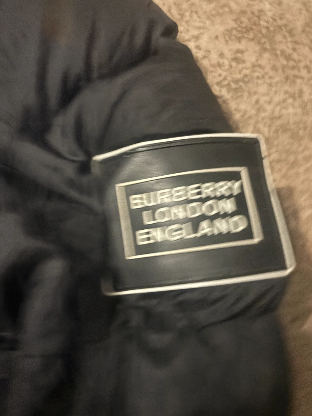 Burberry London England Puffer Jacket - photo 2