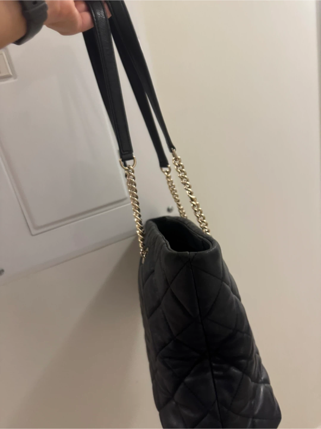 DKNY Quilted Black Shoulder Bag - photo 3