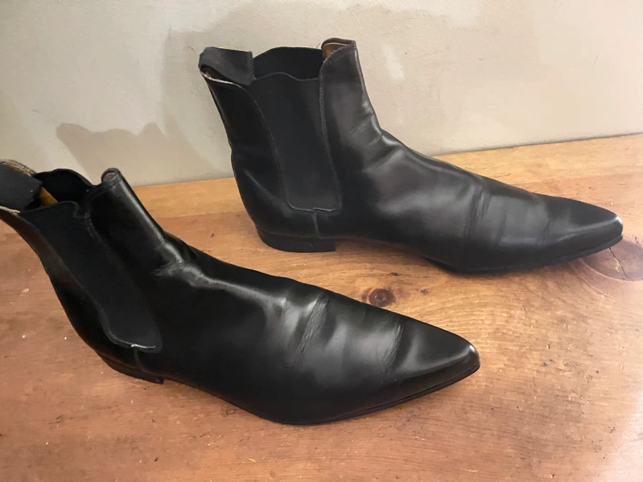 Black Leather Chelsea Boots - photo 2