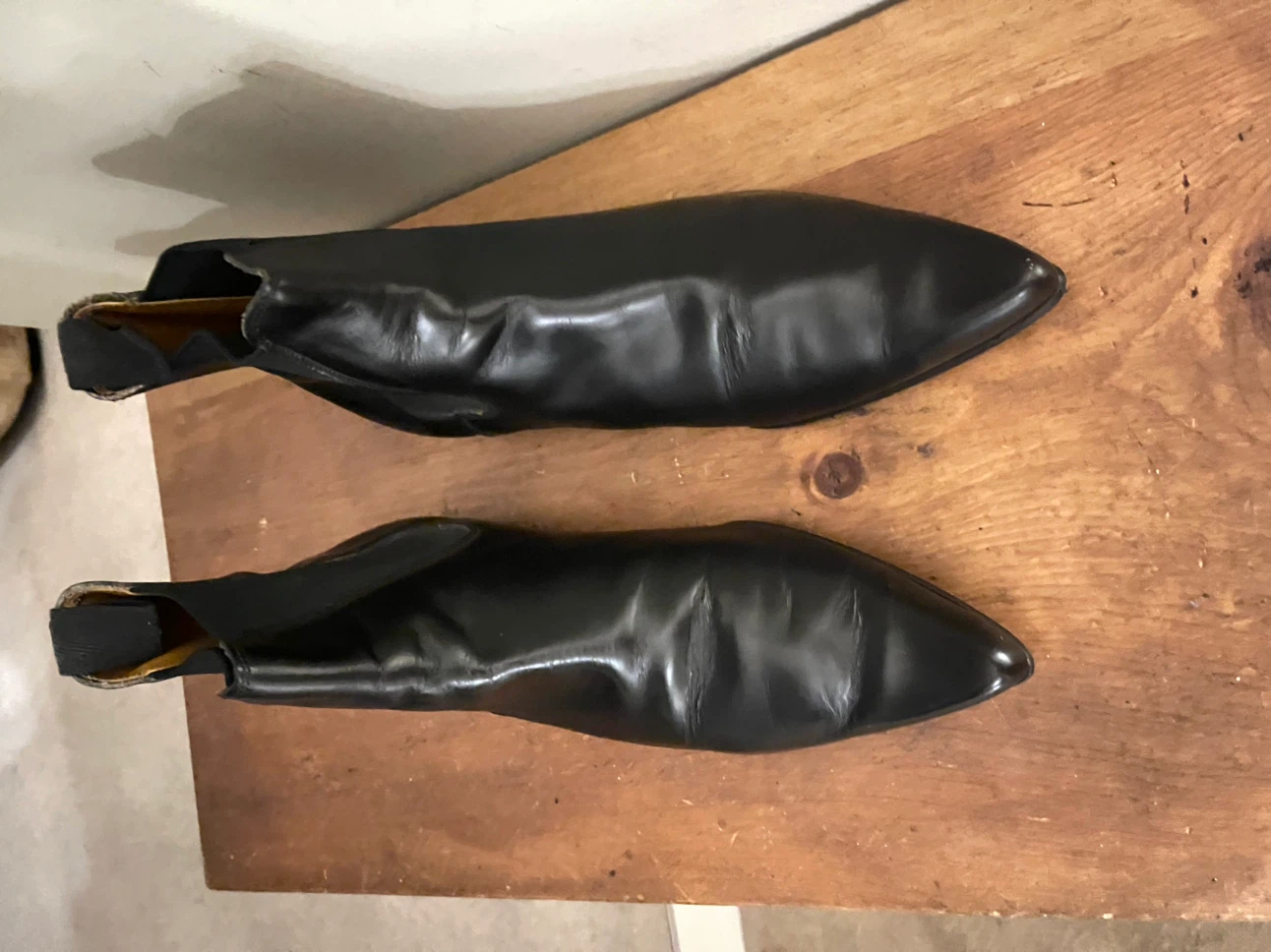 Black Leather Chelsea Boots - photo 3