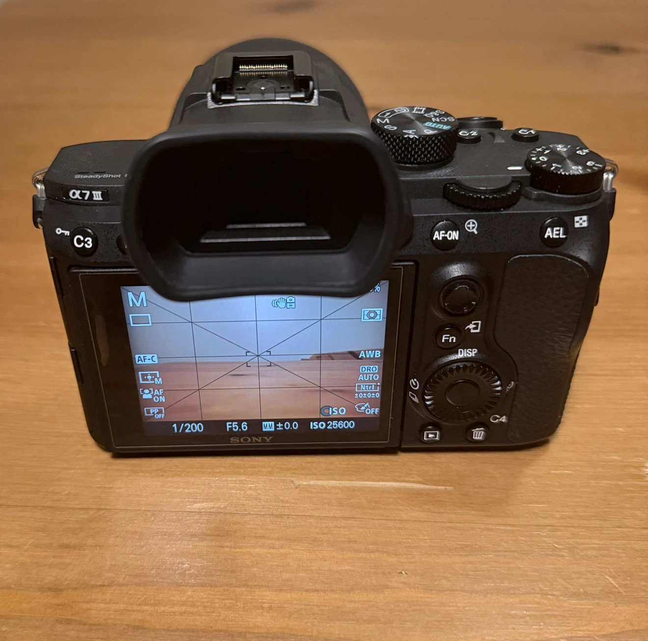 Sony Alpha a7 III Mirrorless Camera with 28-70mm Lens - photo 2