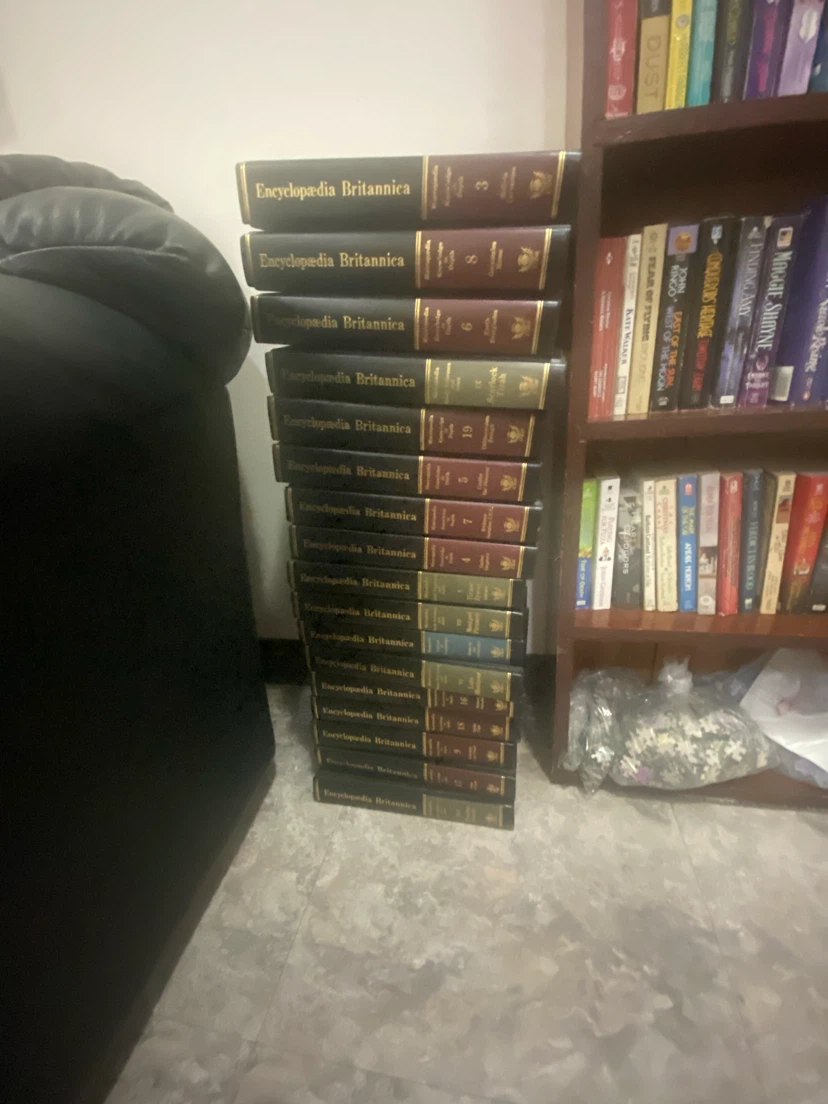 Encyclopædia Britannica Collection - photo 2