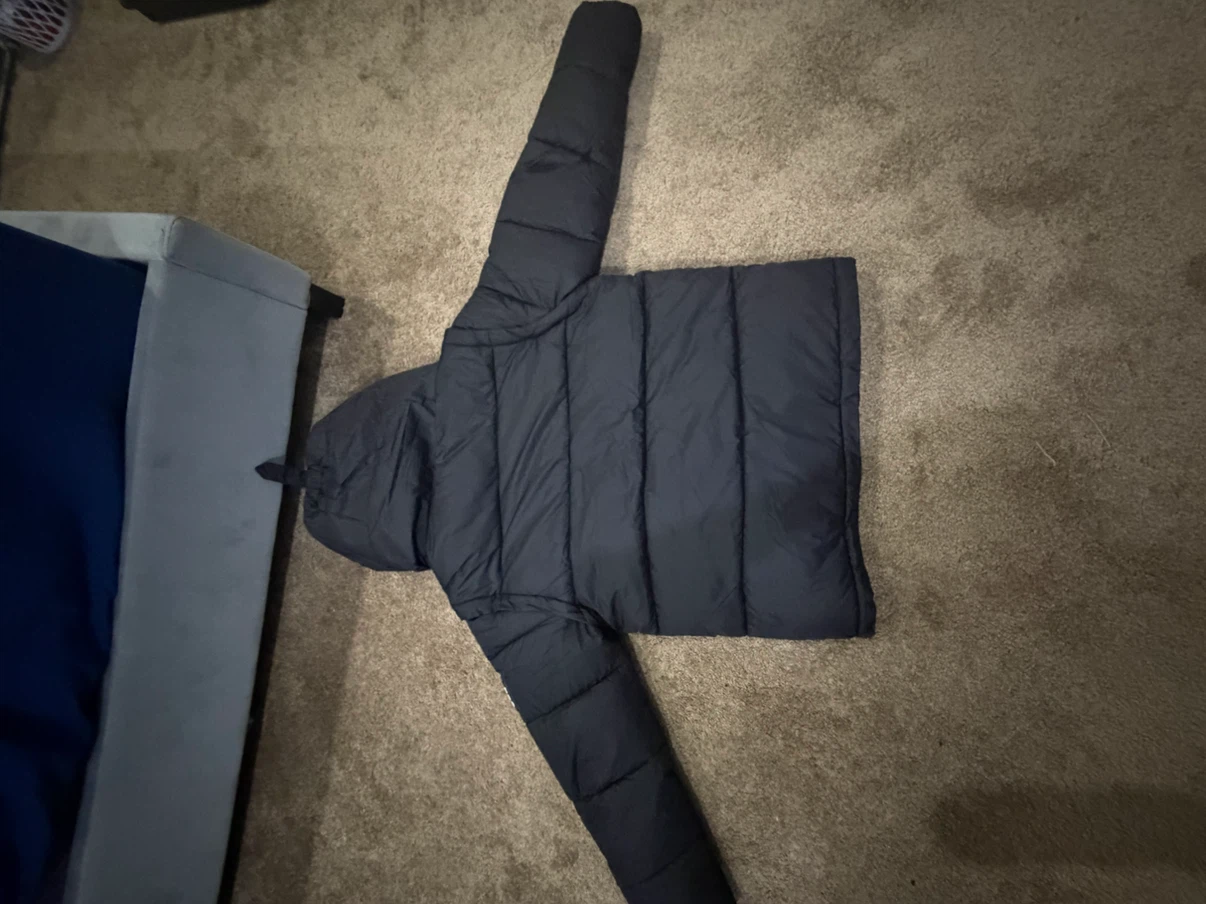 Burberry Black Puffer Jacket - photo 4