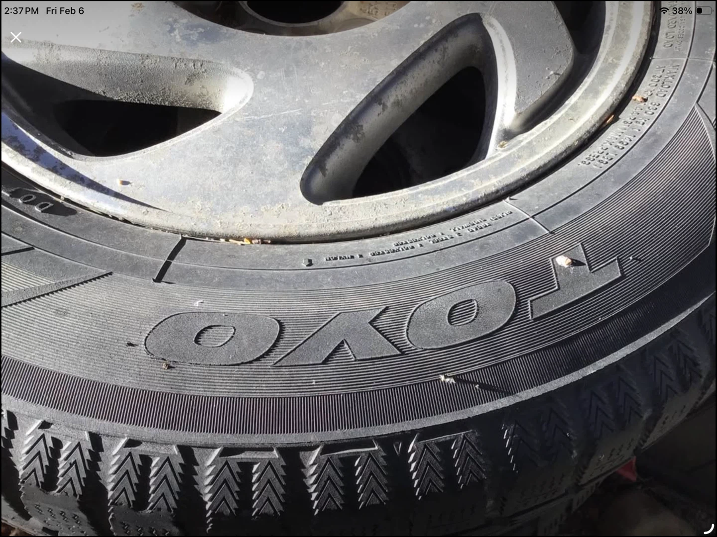 Set of 4 Toyo Observe GSi-5 Winter Tires on Rims - photo 4
