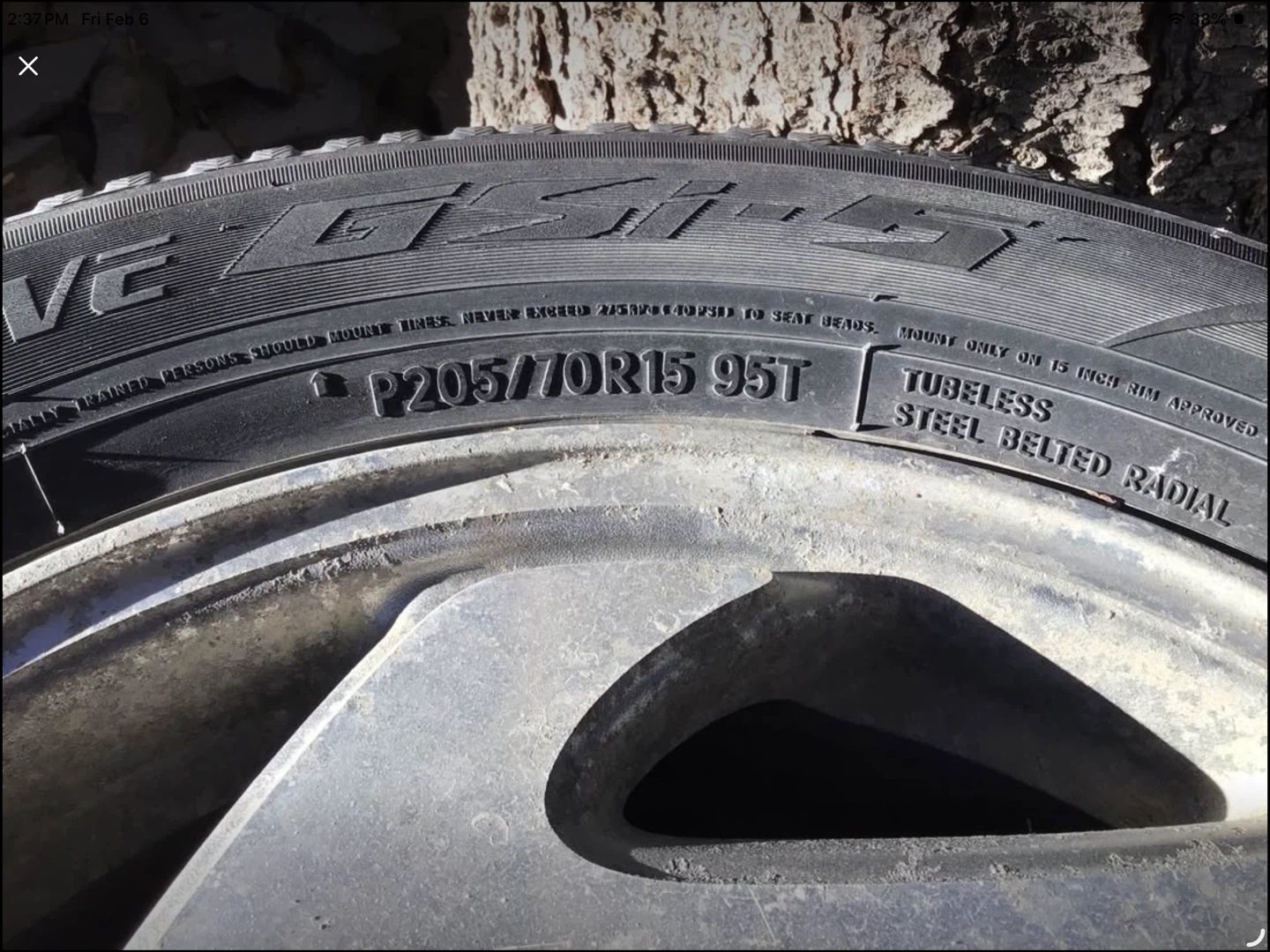 Set of 4 Toyo Observe GSi-5 Winter Tires on Rims - photo 5