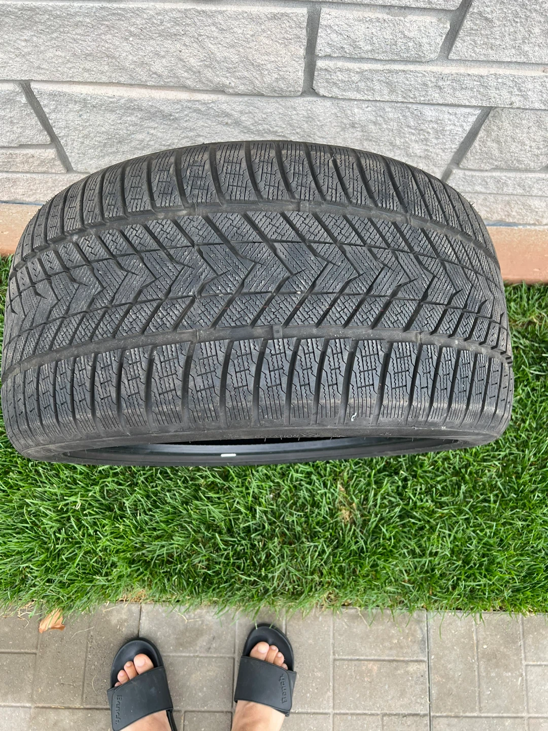 Set of 4 w Tires 315/35R21 - photo 3