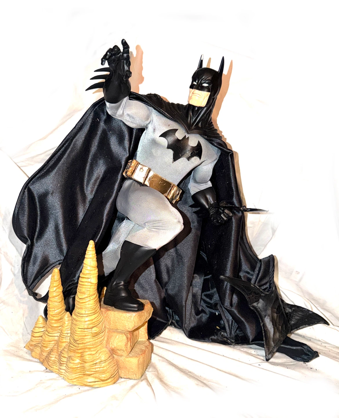 Justice League Batman 1/4 Scale museum Statue - photo 2