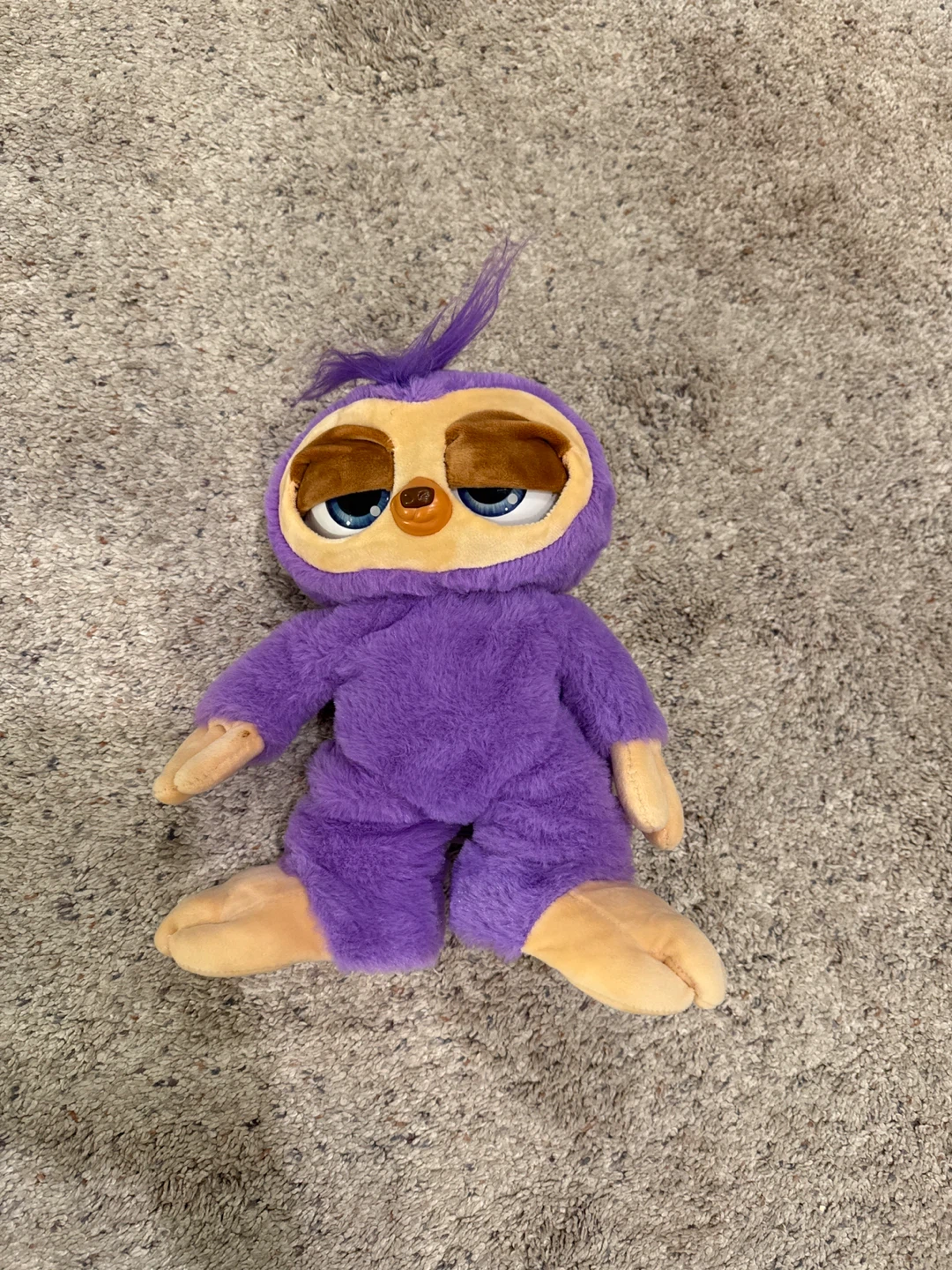 WowWee Fingerlings Purple Sloth