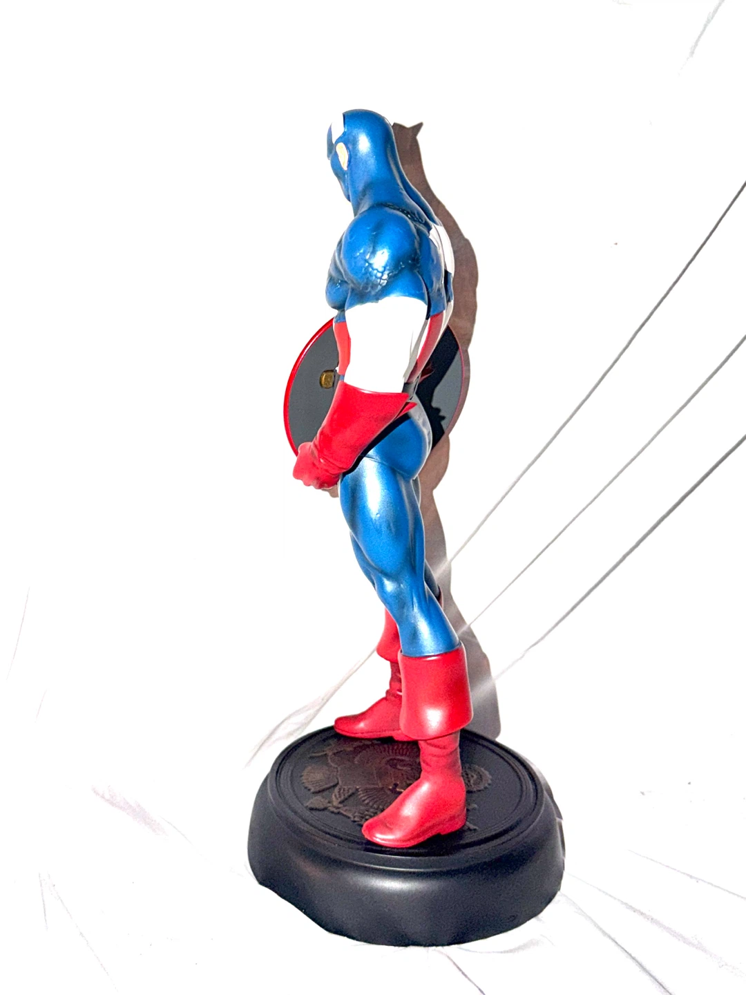 Bowen Designs Captain America Classic Version Statue - photo 5