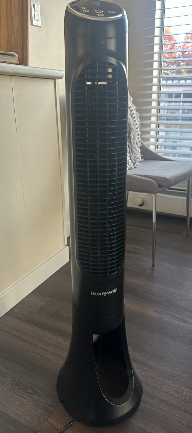 Honeywell QuietSet  Oscilating Fan - photo 2