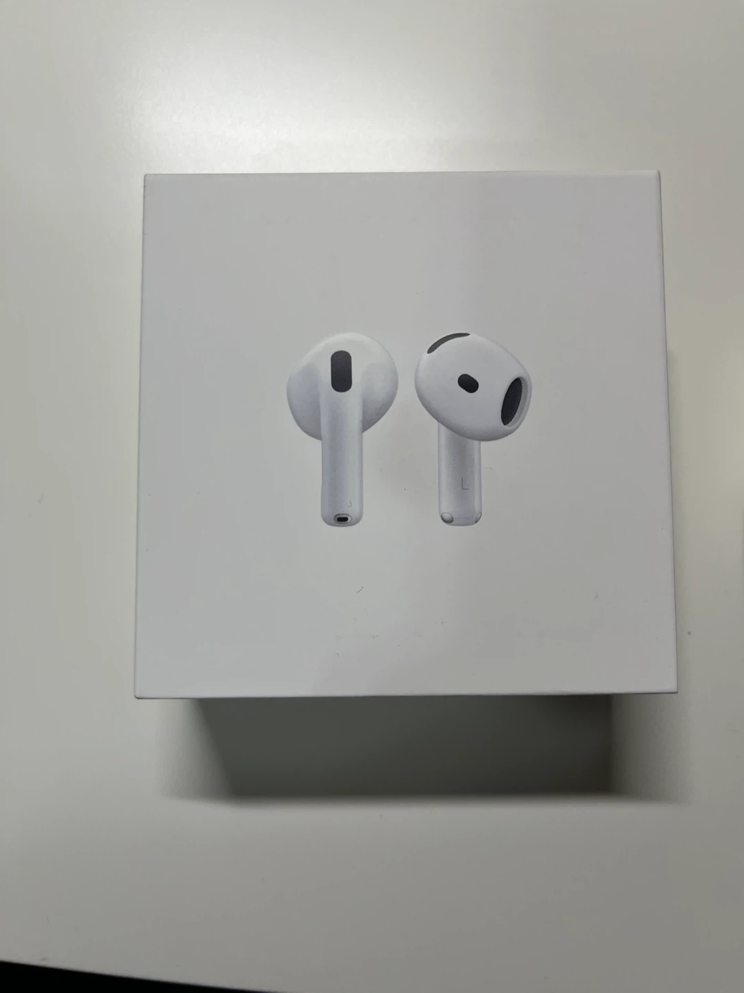 AirPods 5 with free case and cleaning pen kit - photo 2