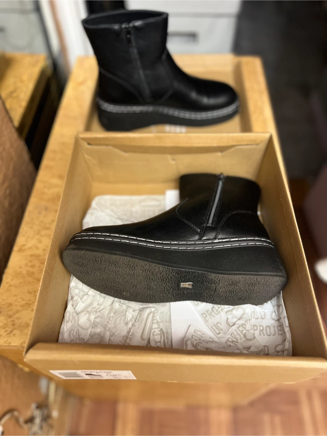 Project Cloud Mia Black Ankle Boots Size 6.5M - photo 2