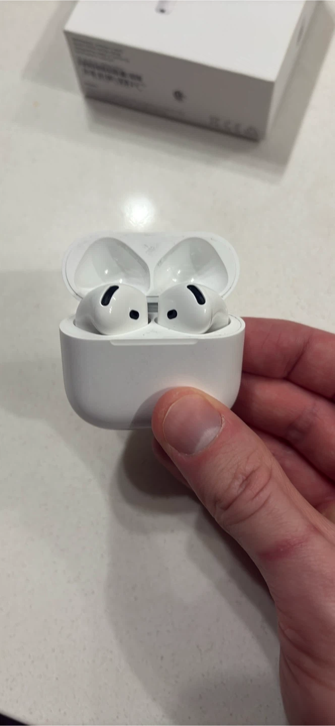 Airpods 4 ANC - photo 2