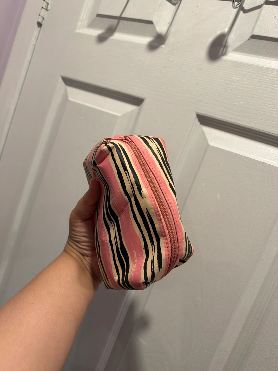 3 Patterned Cosmetic Pouches - photo 5