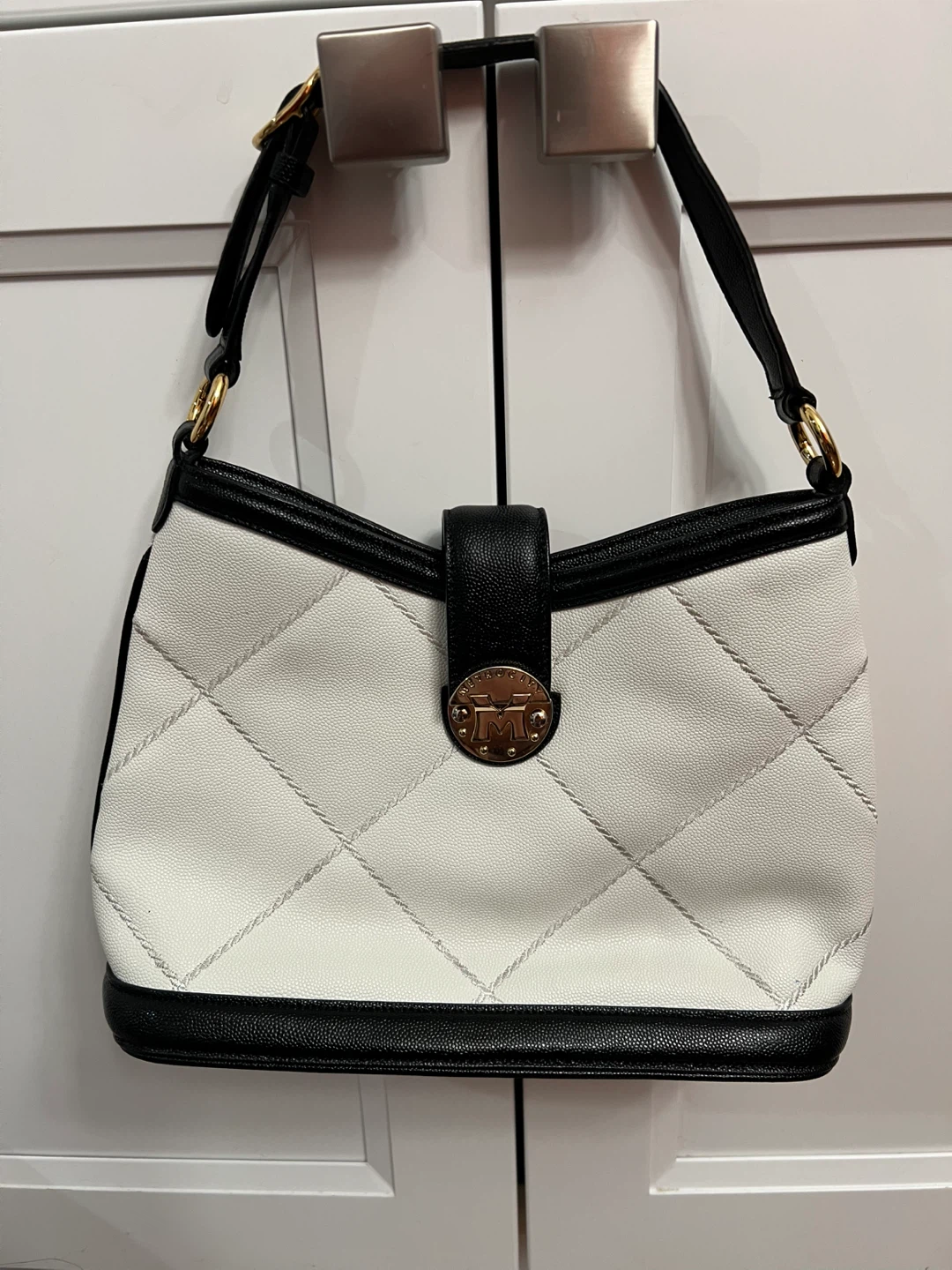 Metrocity Quilted Shoulder Bag