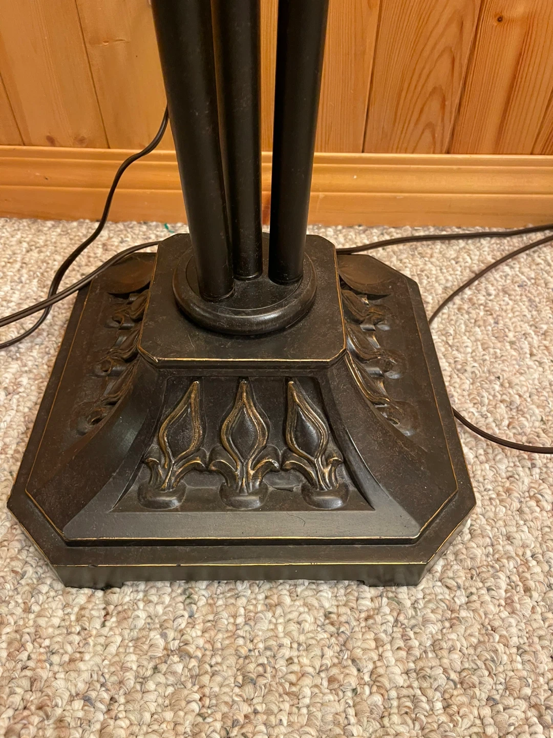 A stunning Tiffany Style torchiere ffloor lamp ($275 per lamp) - photo 5