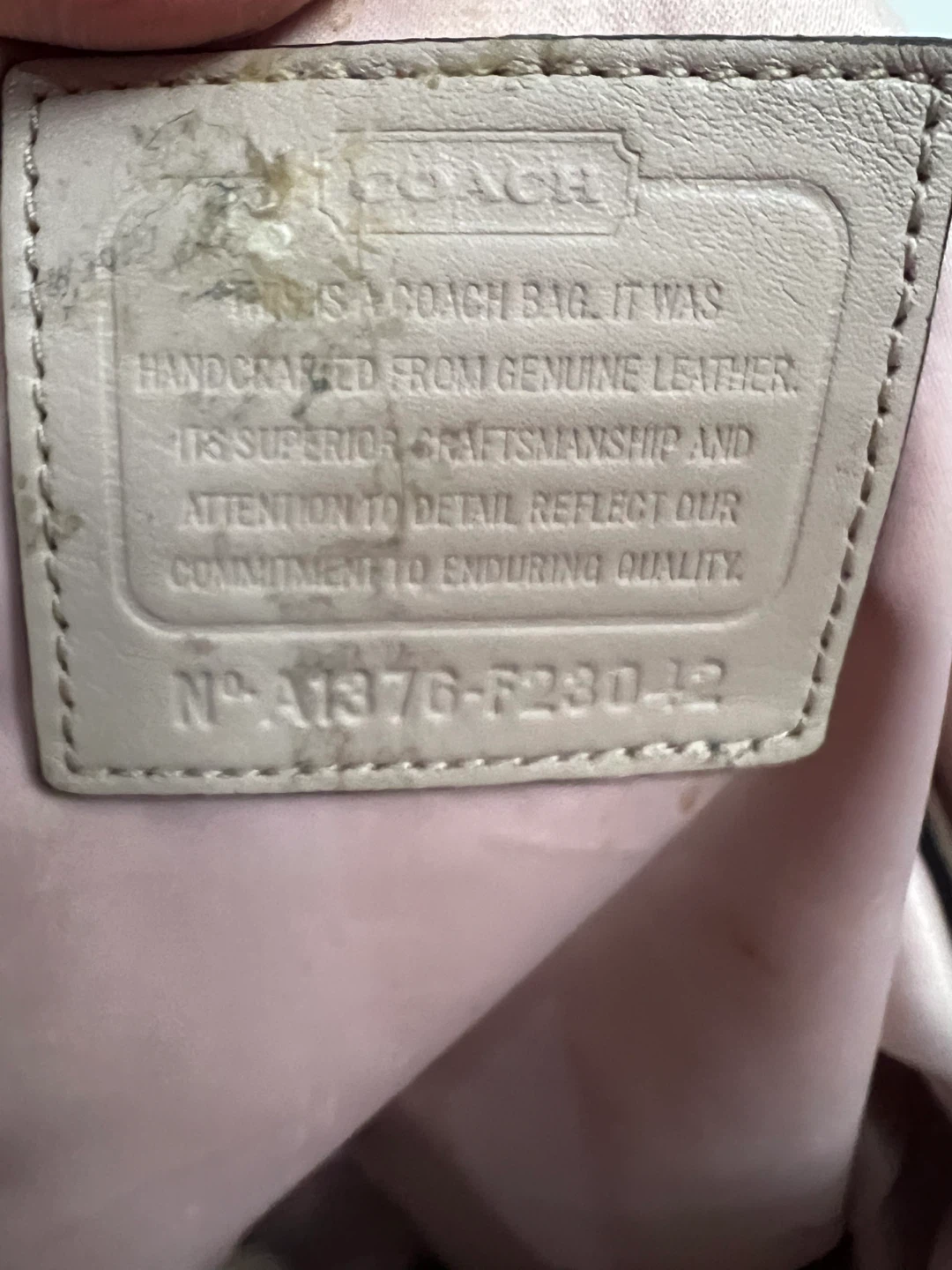 Coach Beige Croc-Embossed Leather Handbag - photo 4